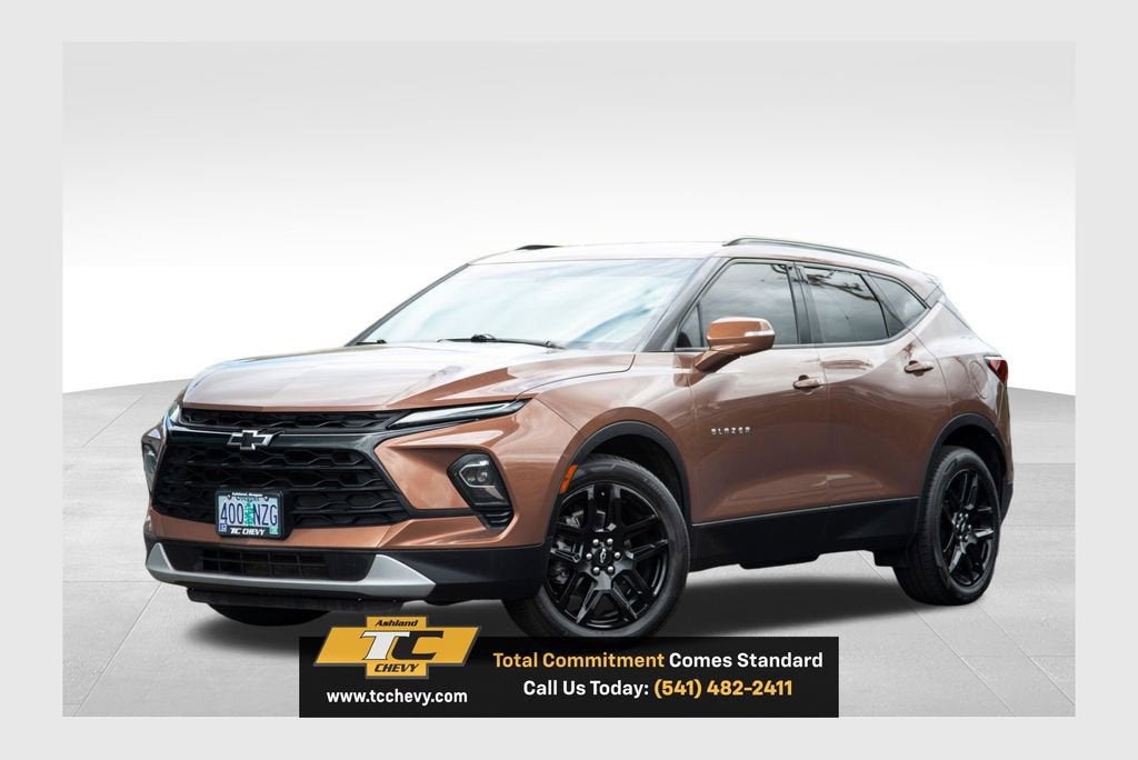 2023 Chevrolet Blazer 3LT in Copper Bronze Metallic — front three-quarter view